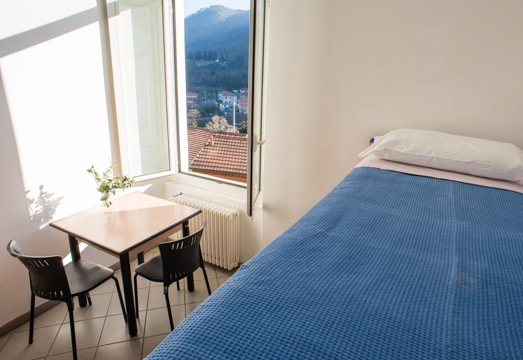 Ostello Tramonti Hostel Biassa Phòng bức ảnh