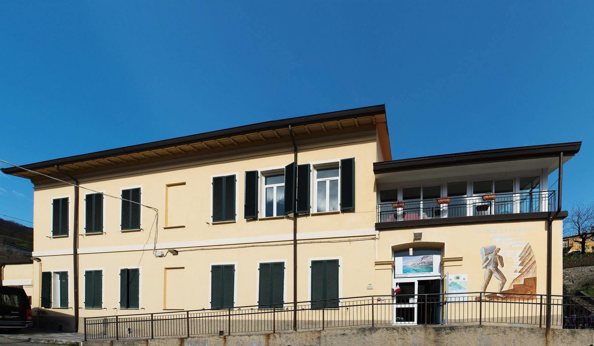 Ostello Tramonti Hostel Biassa Ngoại thất bức ảnh